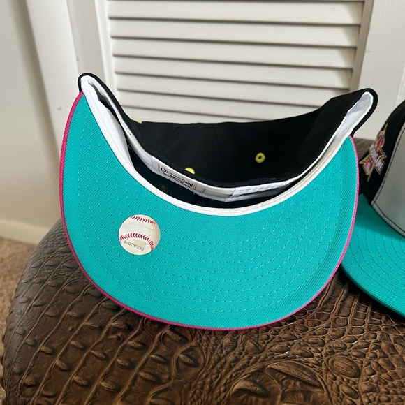 Colorful 59FIFTY Caps - Picture 2 of 3